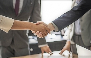 Best CEO CV Characteristics to Help Them Stand Out - CV Writers Pakistan